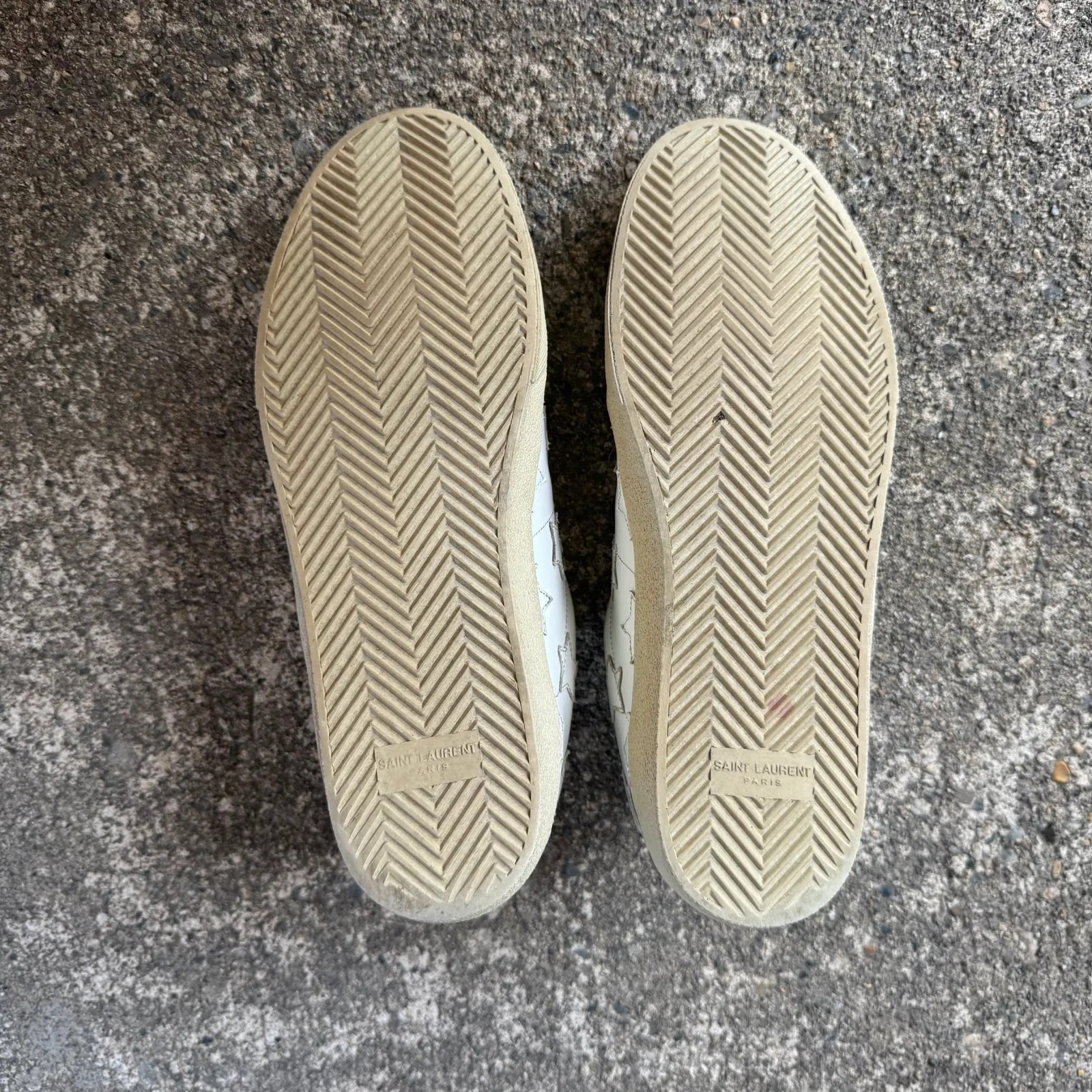Saint Laurent Paris Court Classic SL/06 Embossed Star Sneakers
