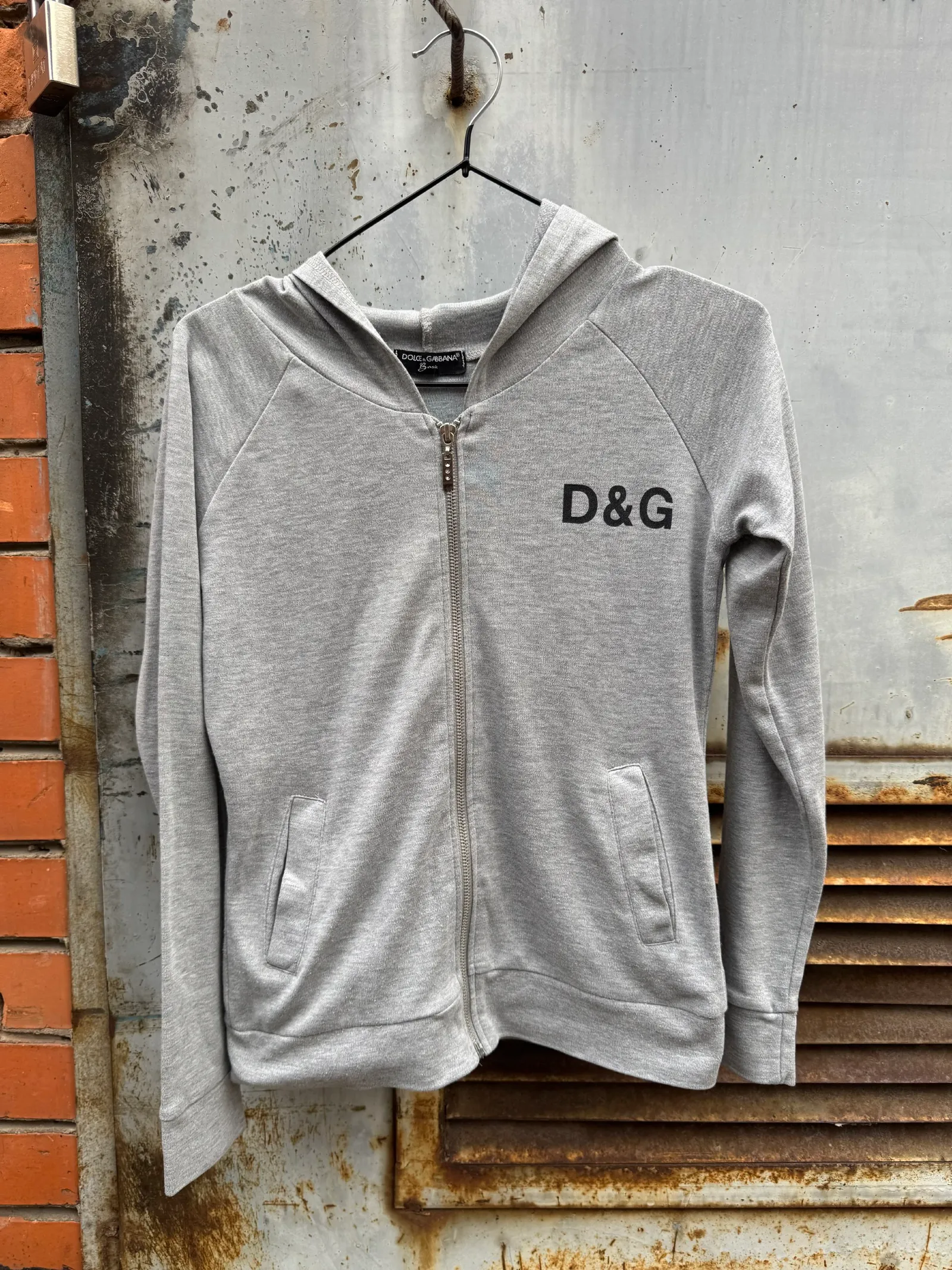 Dolce & Gabbana Basic Gray Zip-Up Hoodie