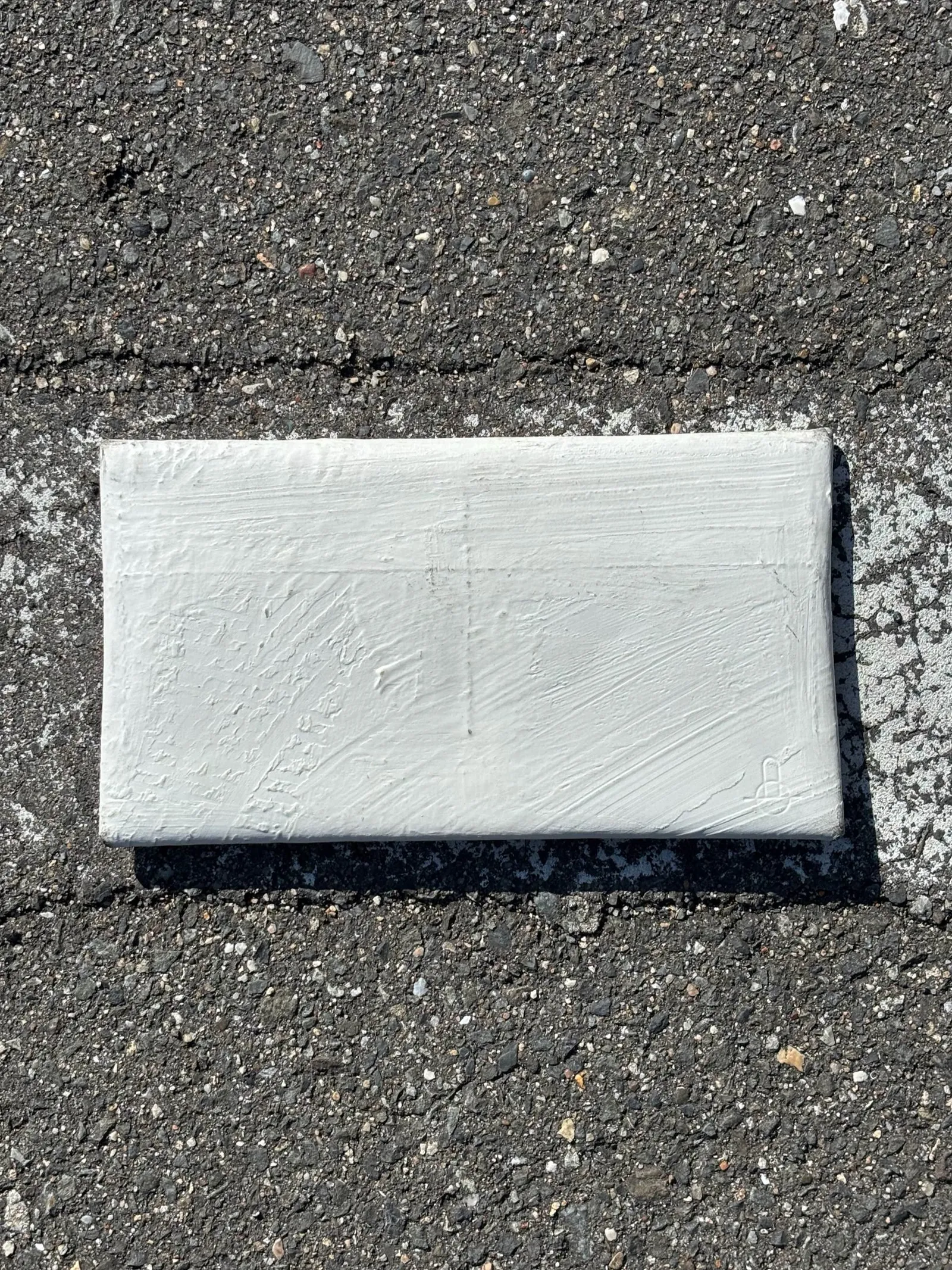 Kagari Yusuke portable wall white wallet
