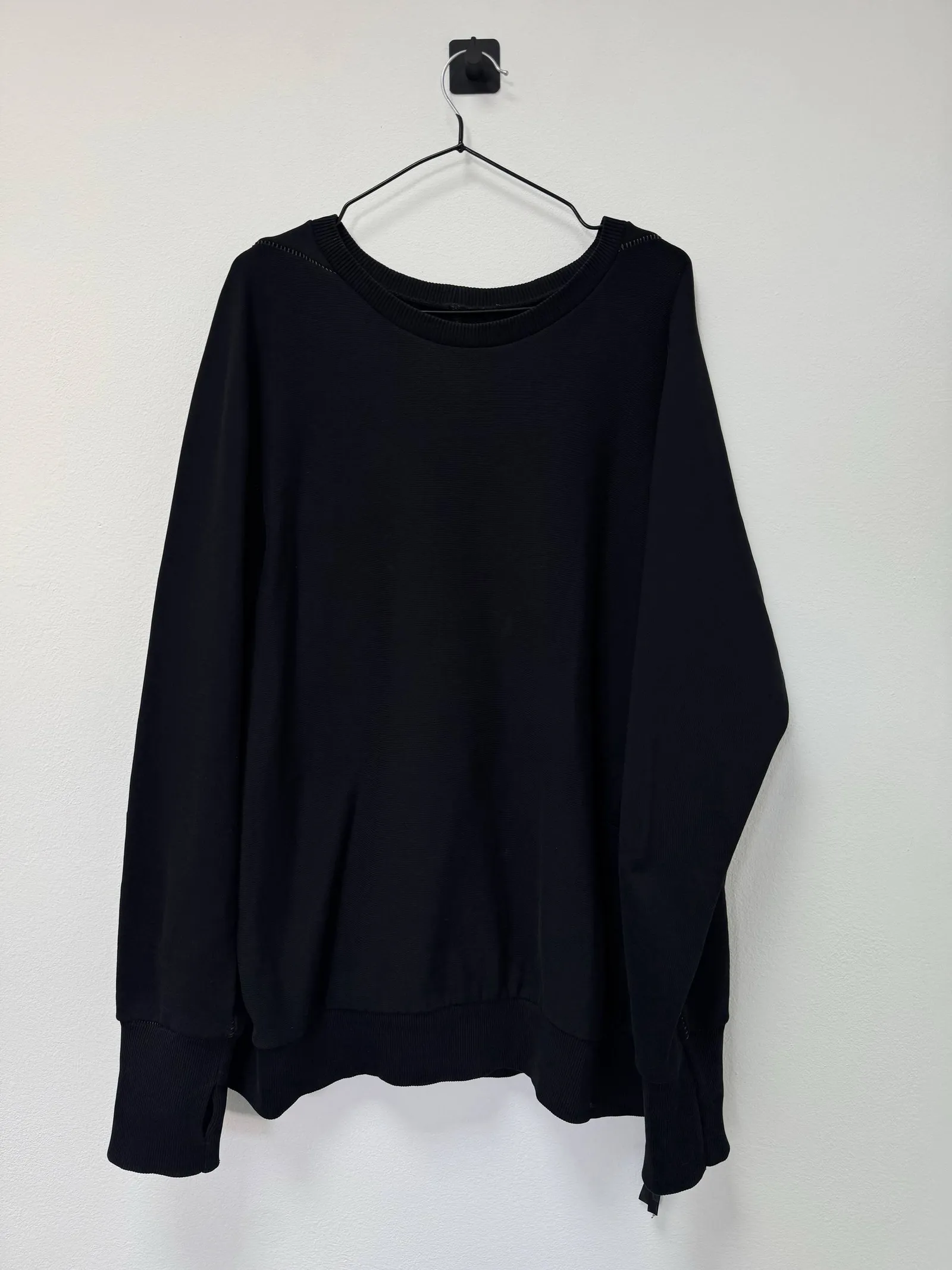 Isaac Selam Black Sweatshirt
