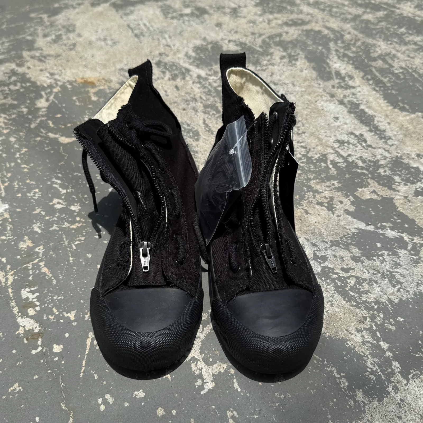 Gu Undercover High Top