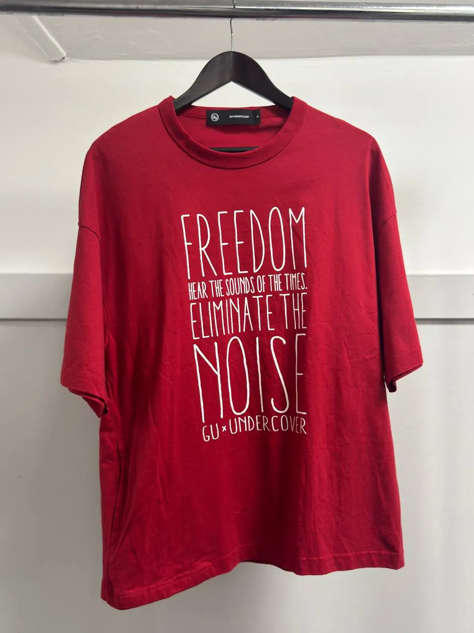 Gu Undercover «Freedom» Red Tee