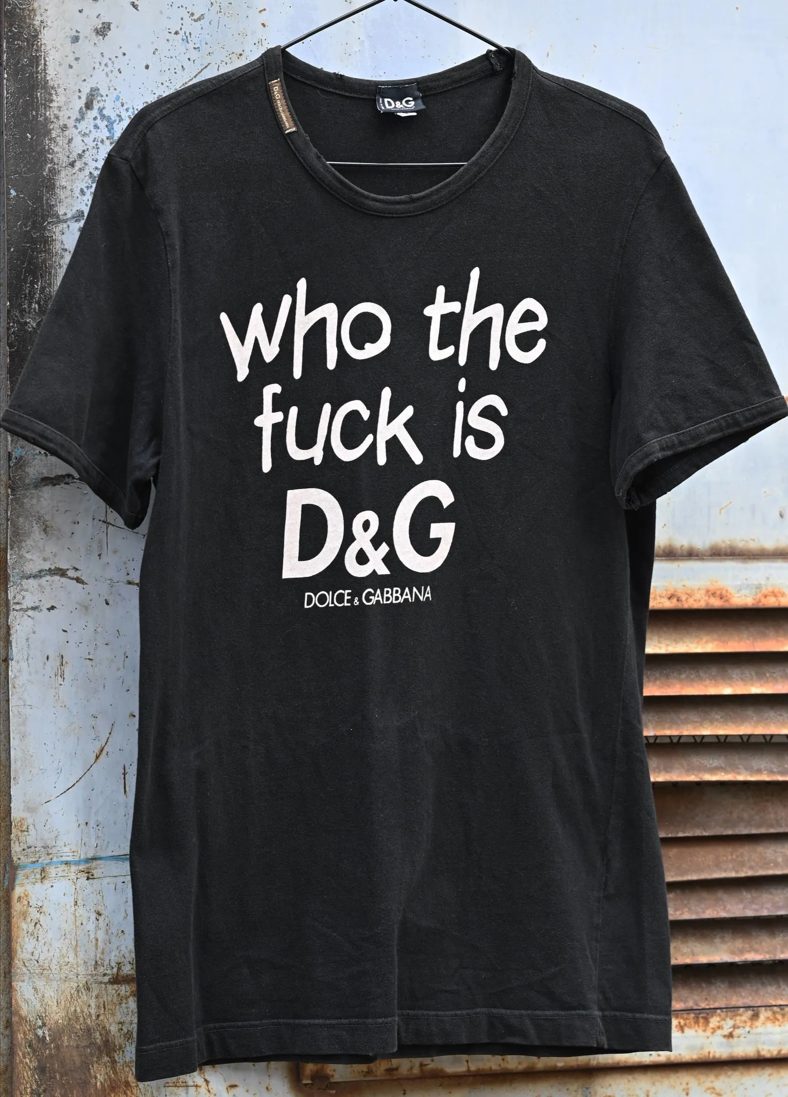 Dolce & Gabbana «who the fuck is» t-shirt