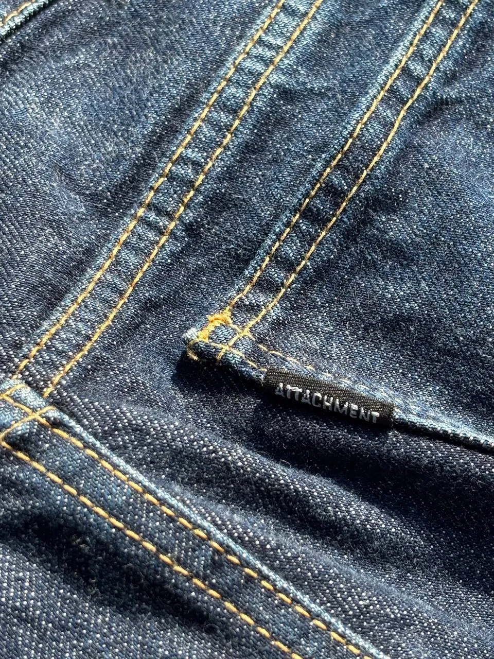 Attachment J cut long jeans