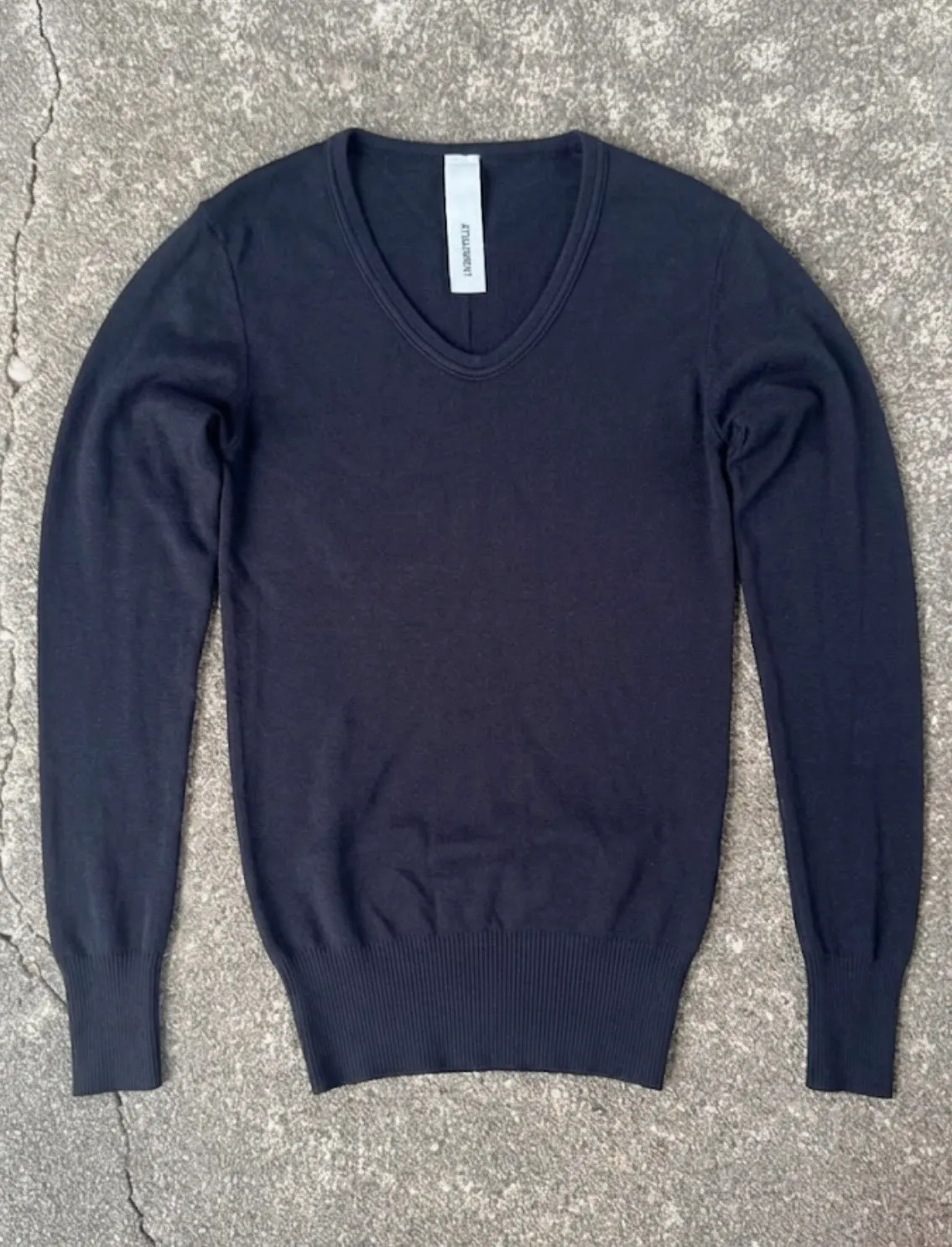 ATTACHMENT Kazuyuki Kumagai V-Neck Long Sleeve Knit
